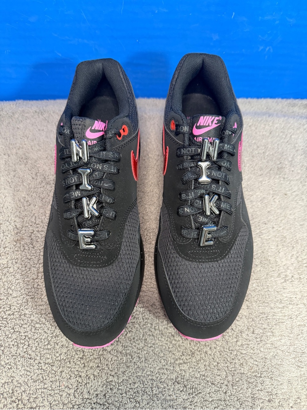 Air max 1
Valentine's day 2025
Brand new - Picture 6 of 13